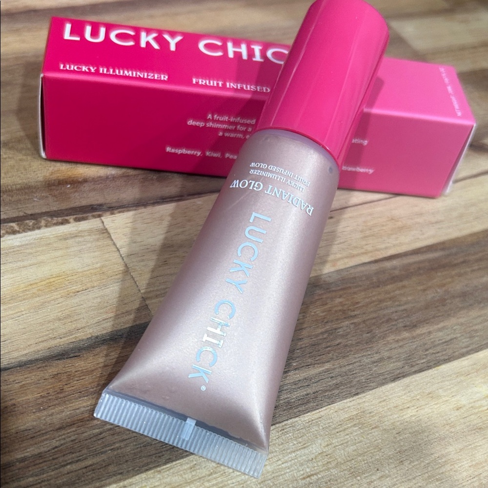 Lucky Chick Illuminator